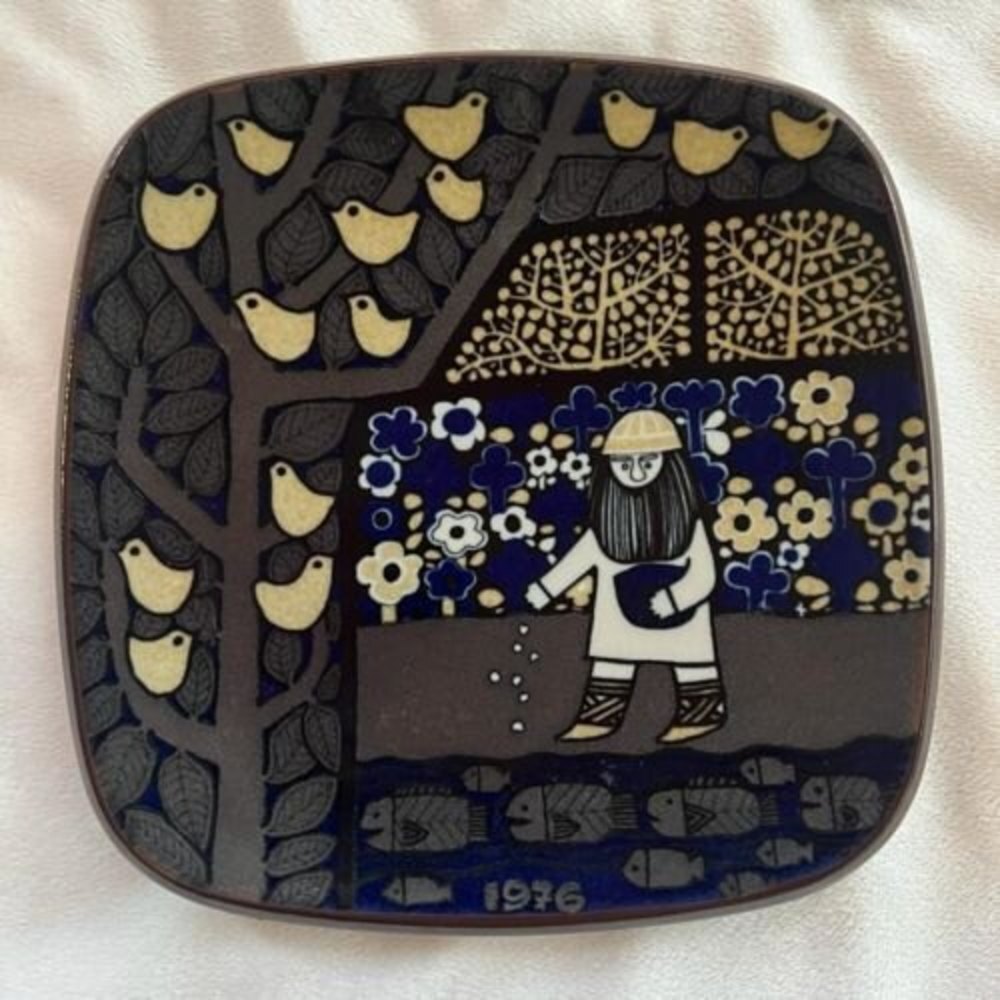 🔥 LOW START 🔥1976 Vintage Arabia Finland Kalevala Annual Raija Uosikkinen Plat